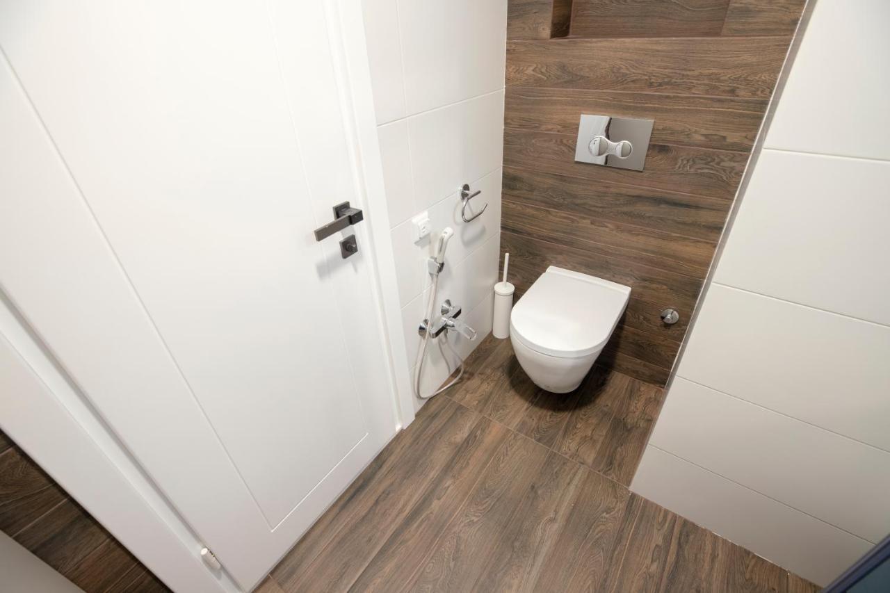 Gq Premium Apartments In Alliance Palace Батуми Экстерьер фото