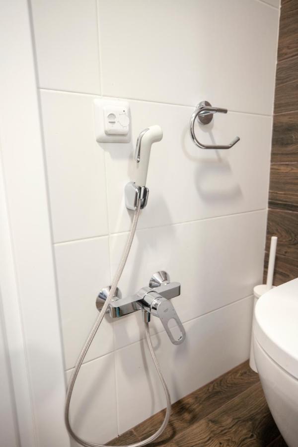 Gq Premium Apartments In Alliance Palace Батуми Экстерьер фото
