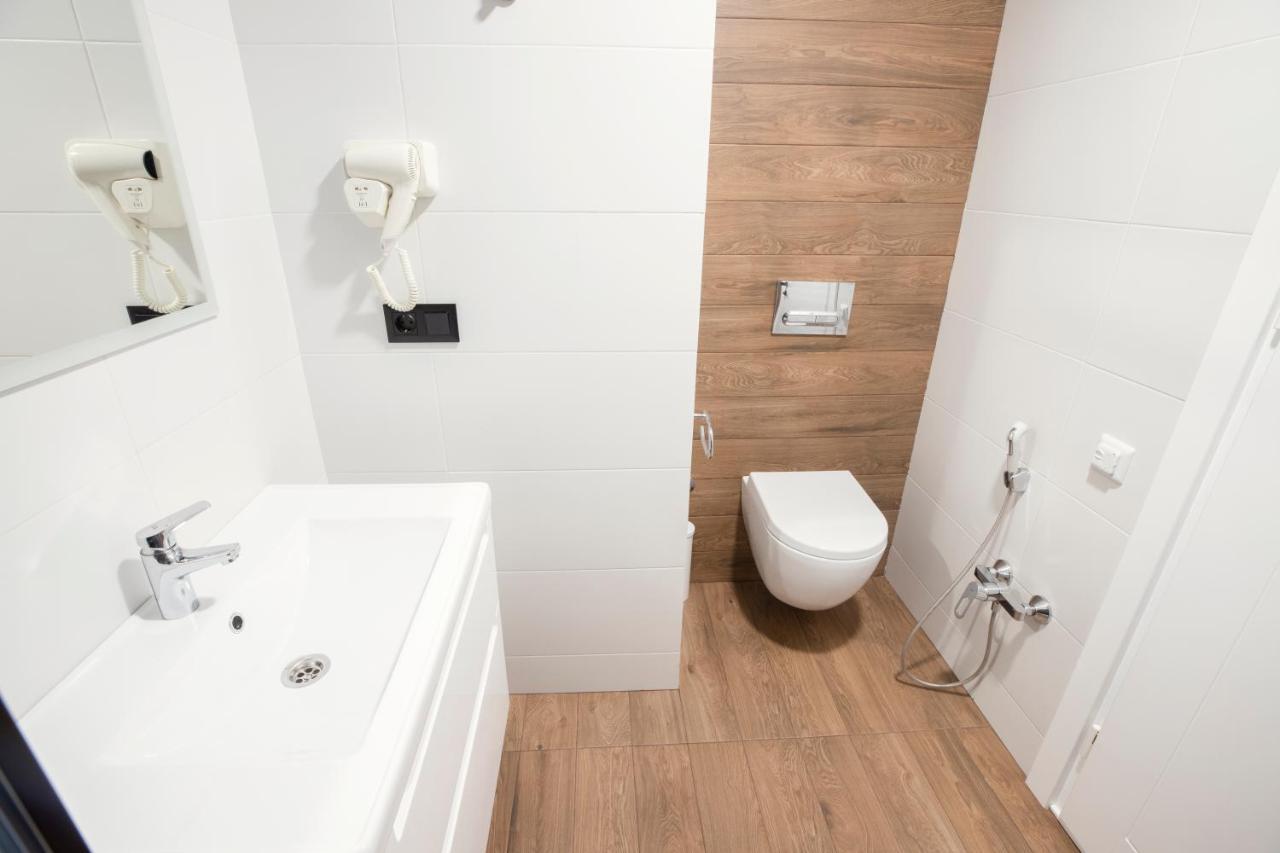Gq Premium Apartments In Alliance Palace Батуми Экстерьер фото