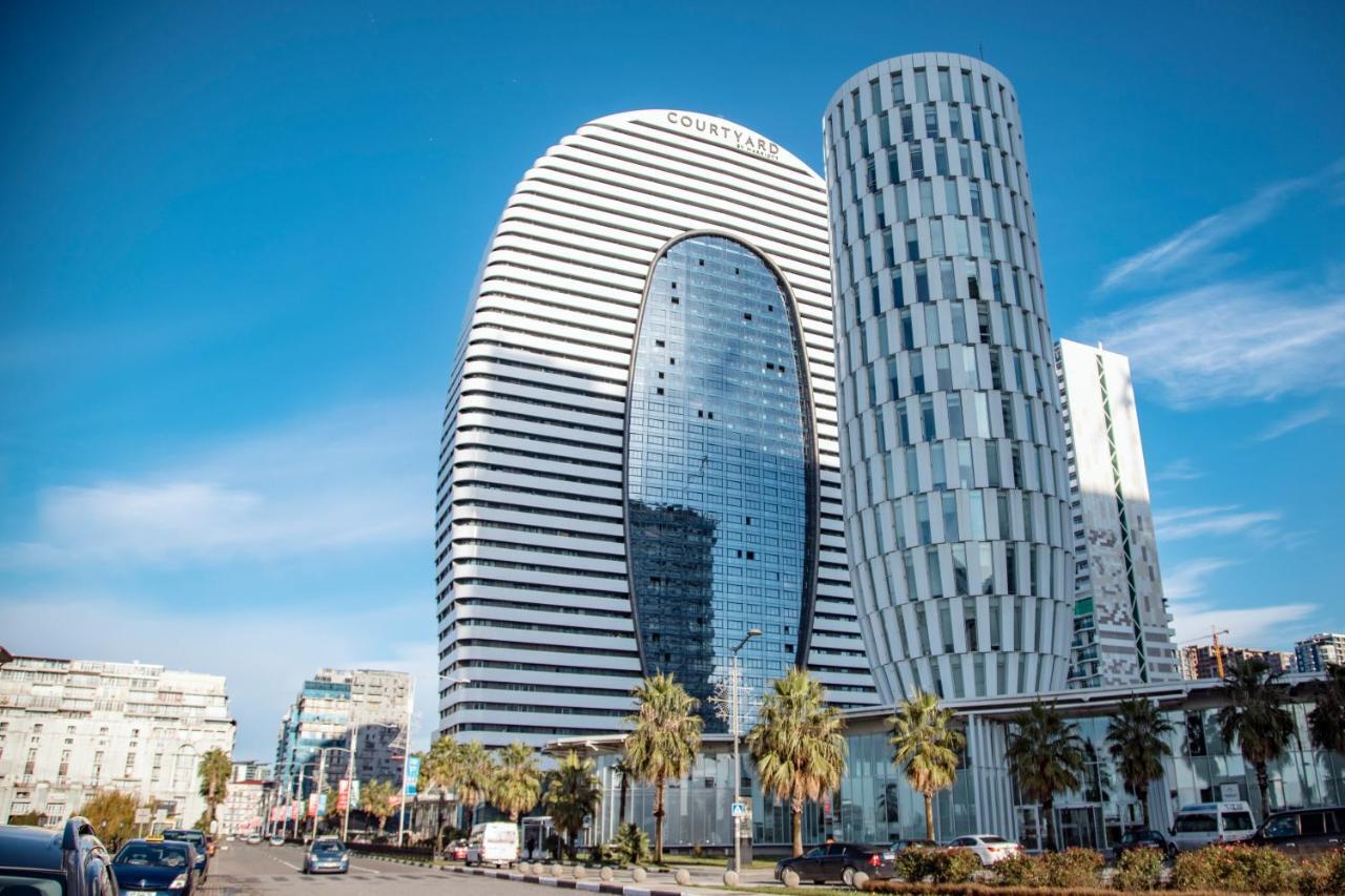 Gq Premium Apartments In Alliance Palace Батуми Экстерьер фото